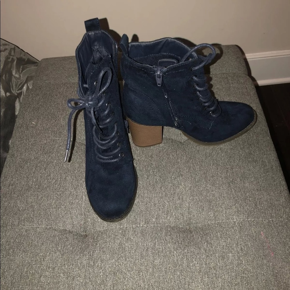 Navy blue suede booties